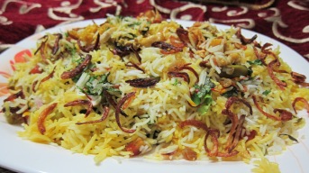 Hyderabadi Vegetable Dum Biryani | Ghar ka Khana..!!